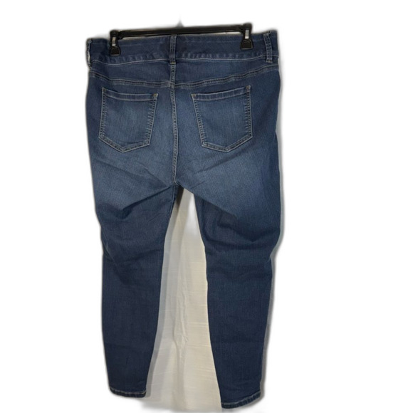 Torrid High Rise jegging size 16S Blue Jeans with Stretch - Picture 6 of 13